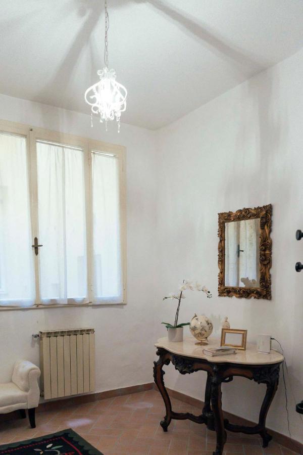 The Pitti Courtyard Apartment Florence Ngoại thất bức ảnh