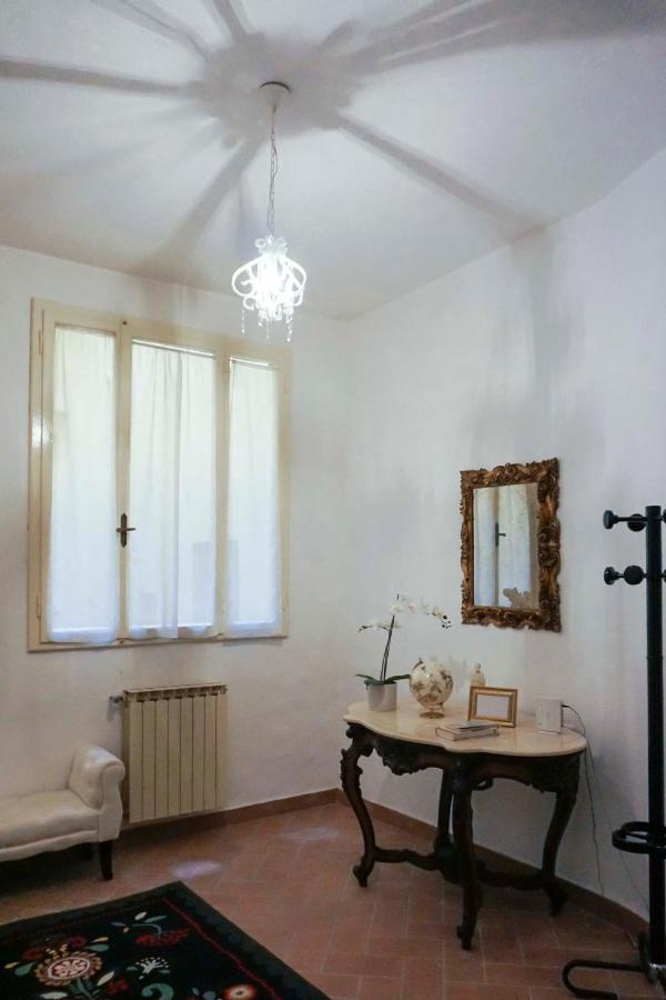 The Pitti Courtyard Apartment Florence Ngoại thất bức ảnh